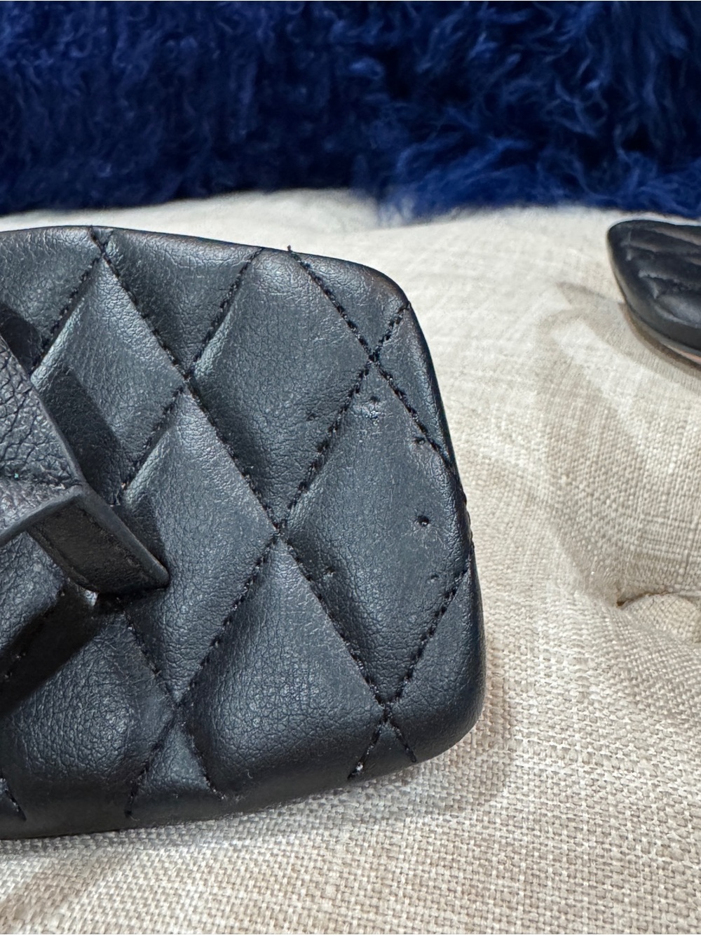 Jessica Simpson Black Quilted Leather Block Heel Thong Sandals - Picture 4 of 7